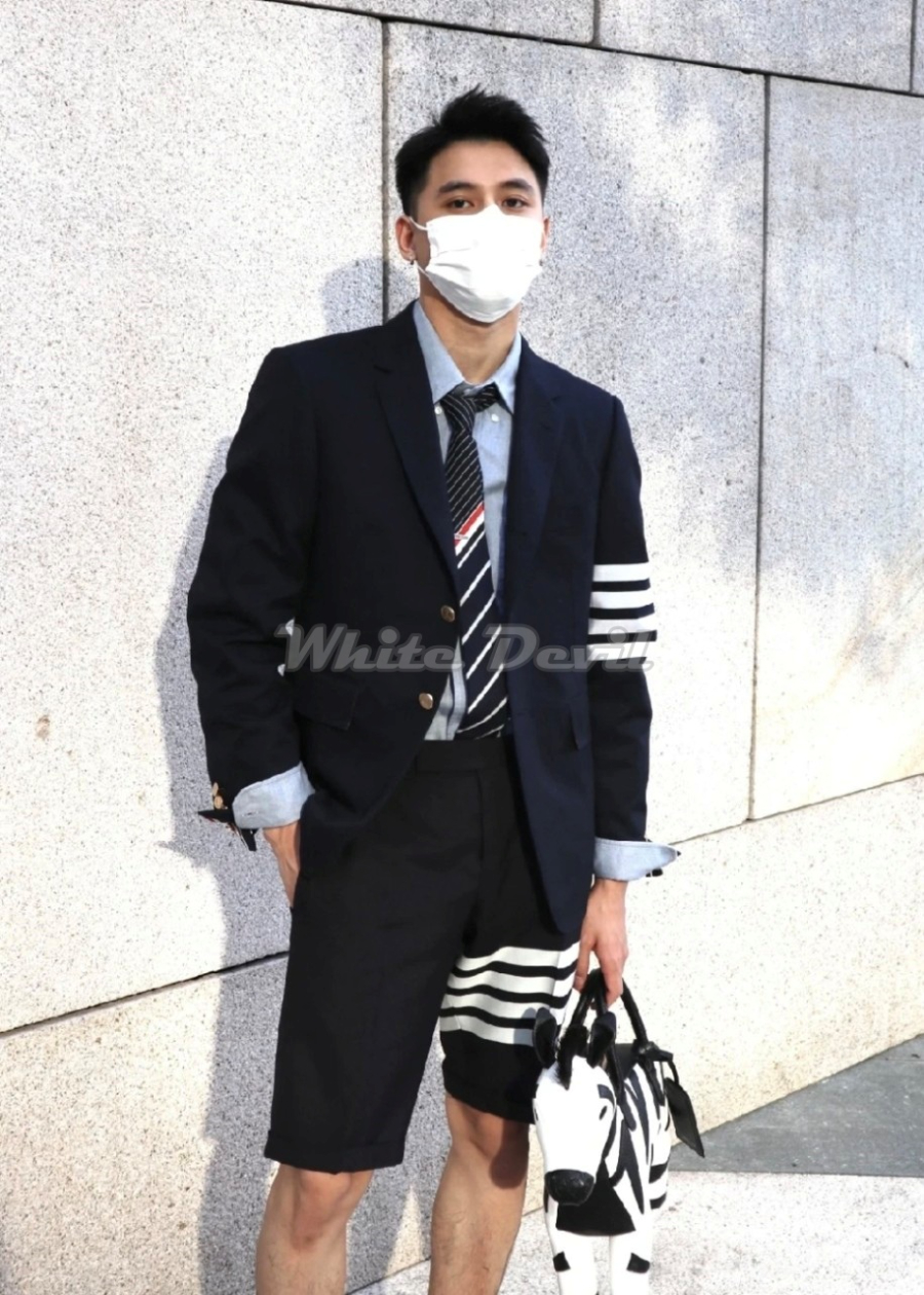 하얀악마 톰브라운 자켓 (3).jpg