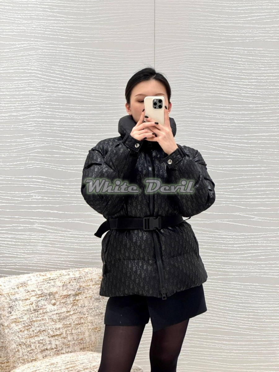 하얀악마 디올 패딩 (3).jpg