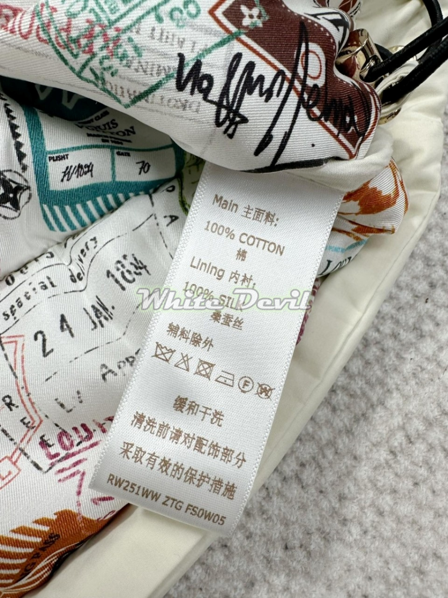 하얀악마 루이비통 패딩 (13).jpg