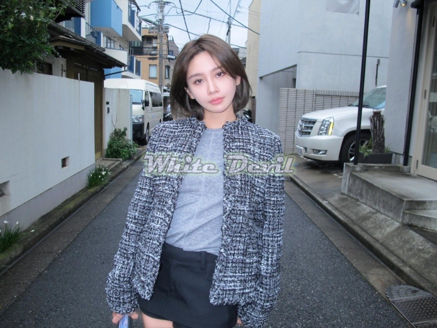 하얀악마 발렌티노 자켓 (2).jpg