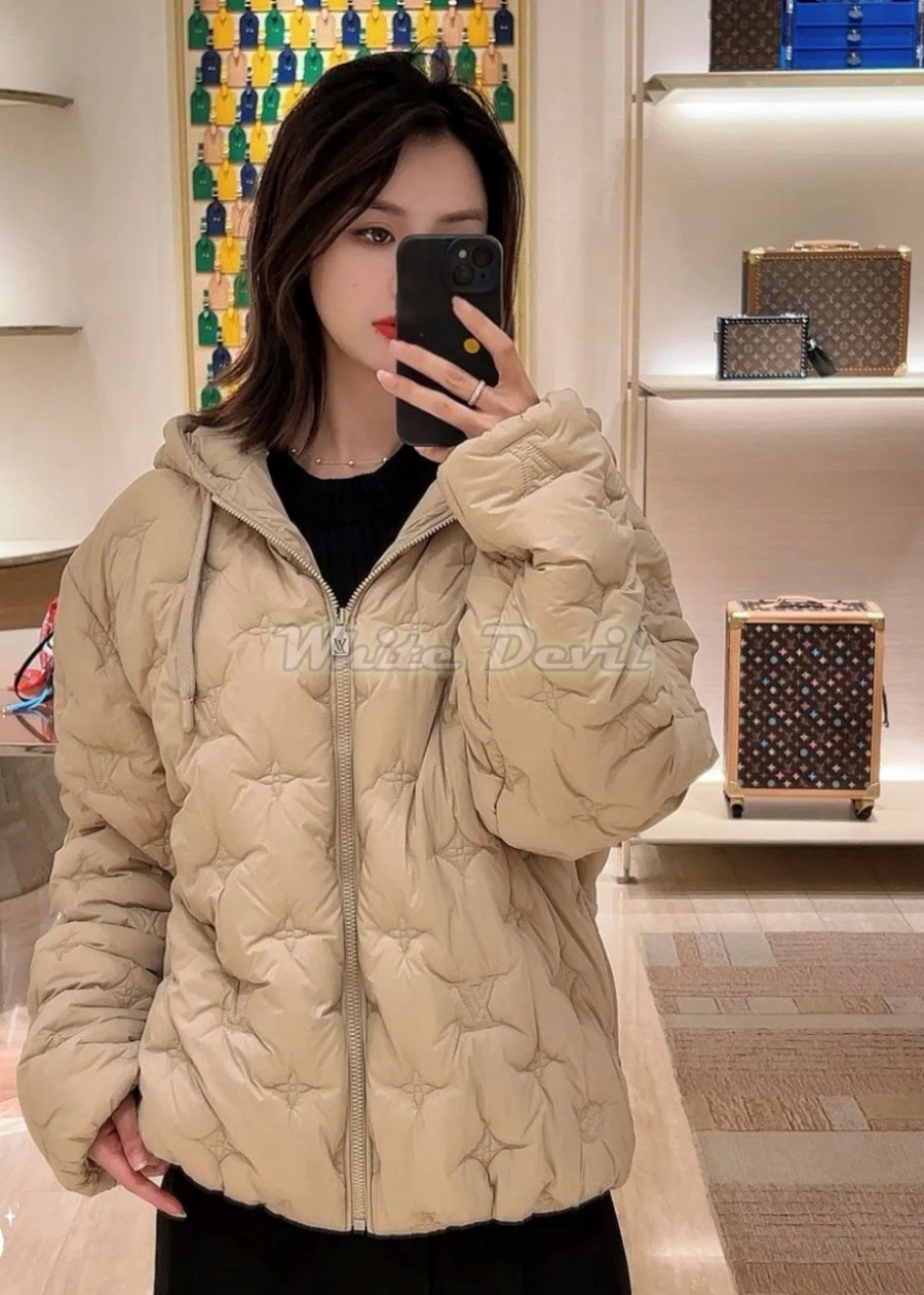 하얀악마 루이비통 패딩 (3).jpg