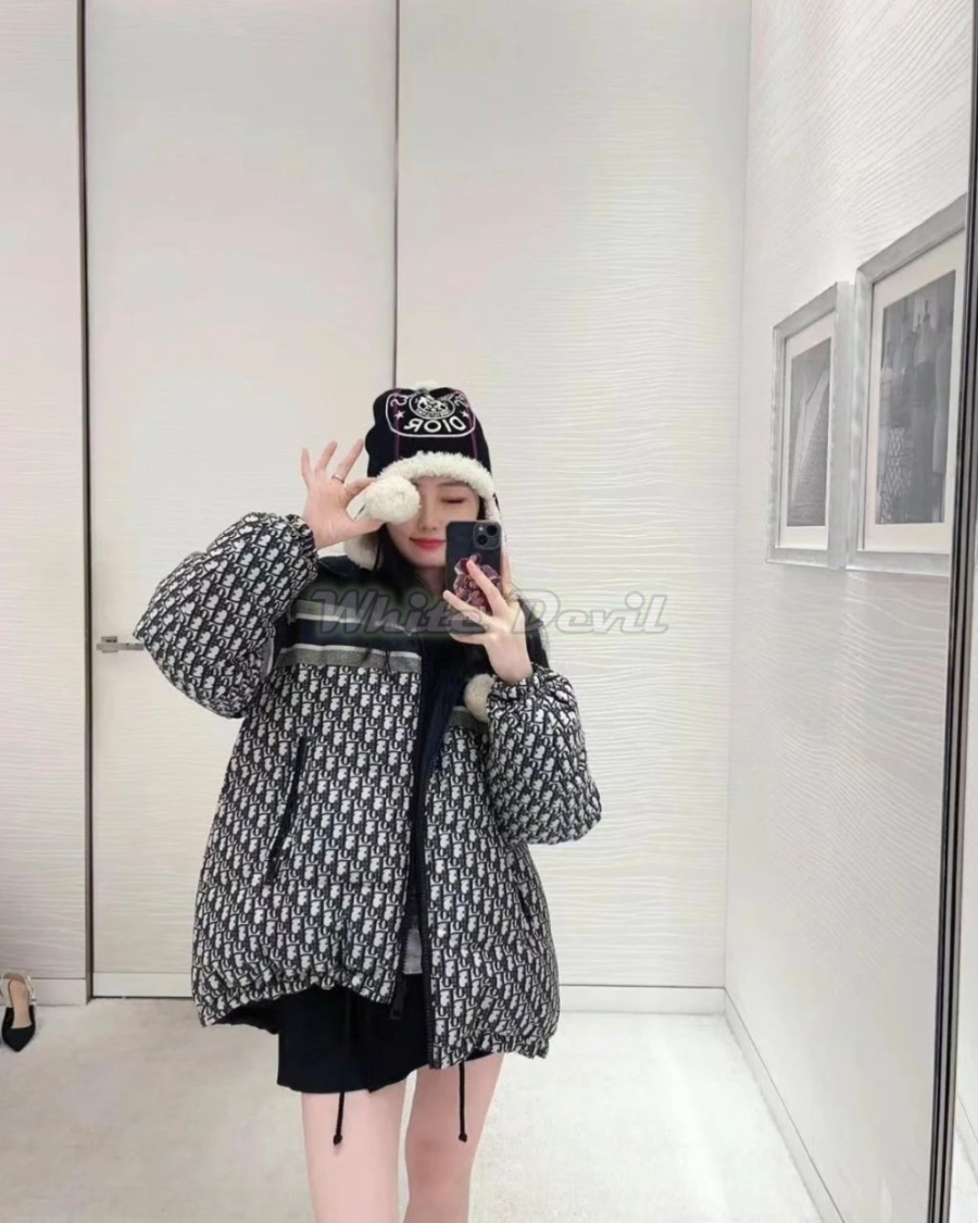 하얀악마 디올 패딩 (2).jpg