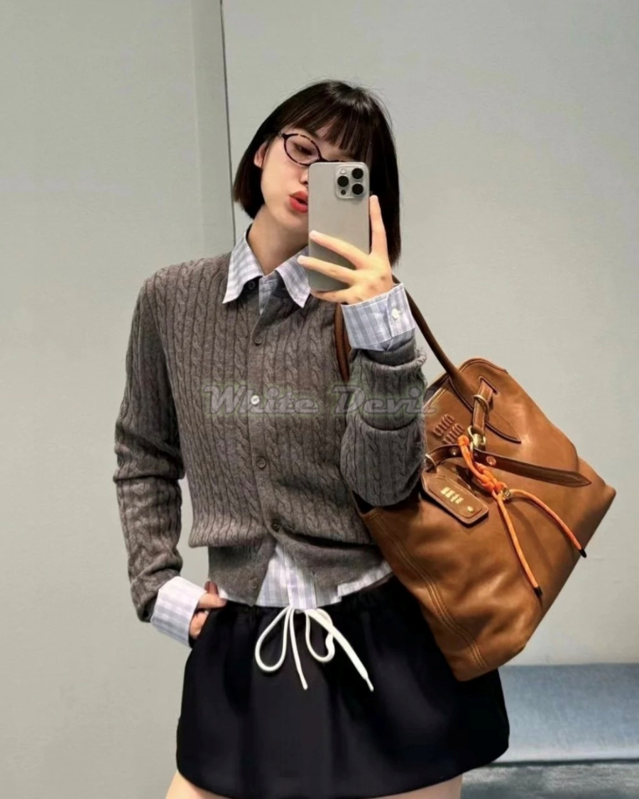 하얀악마 미우미우 가디건 (3).jpg