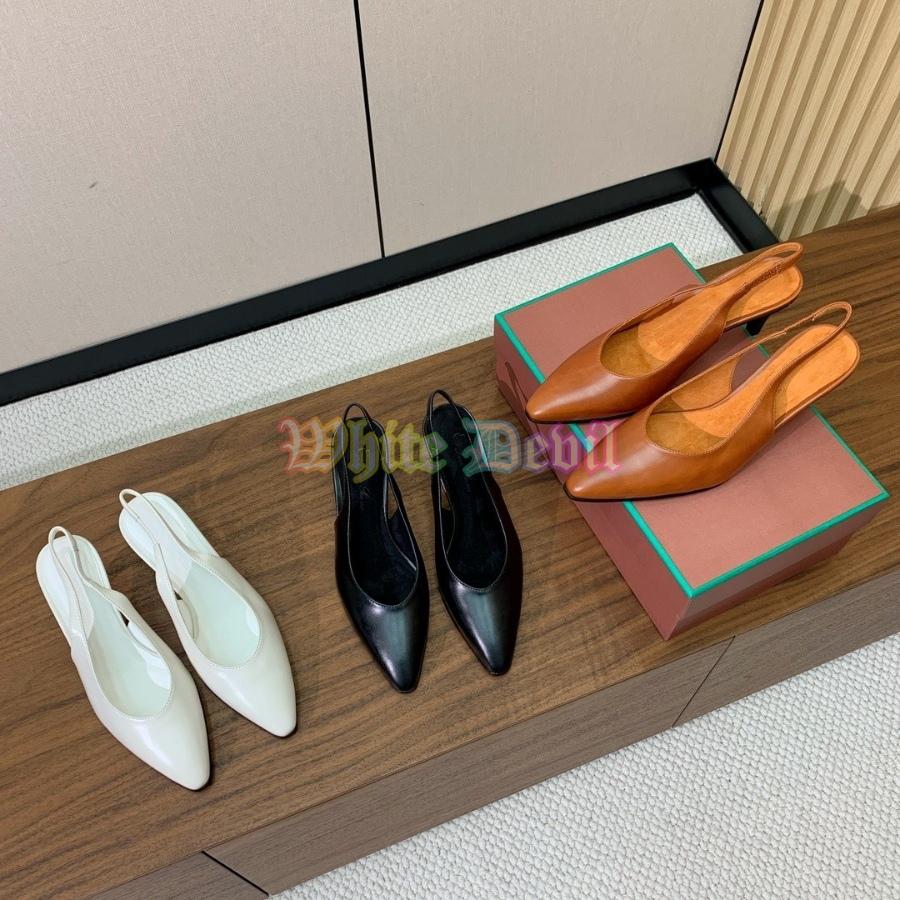 하얀악마 로로피아나 슬링백 (1).jpg
