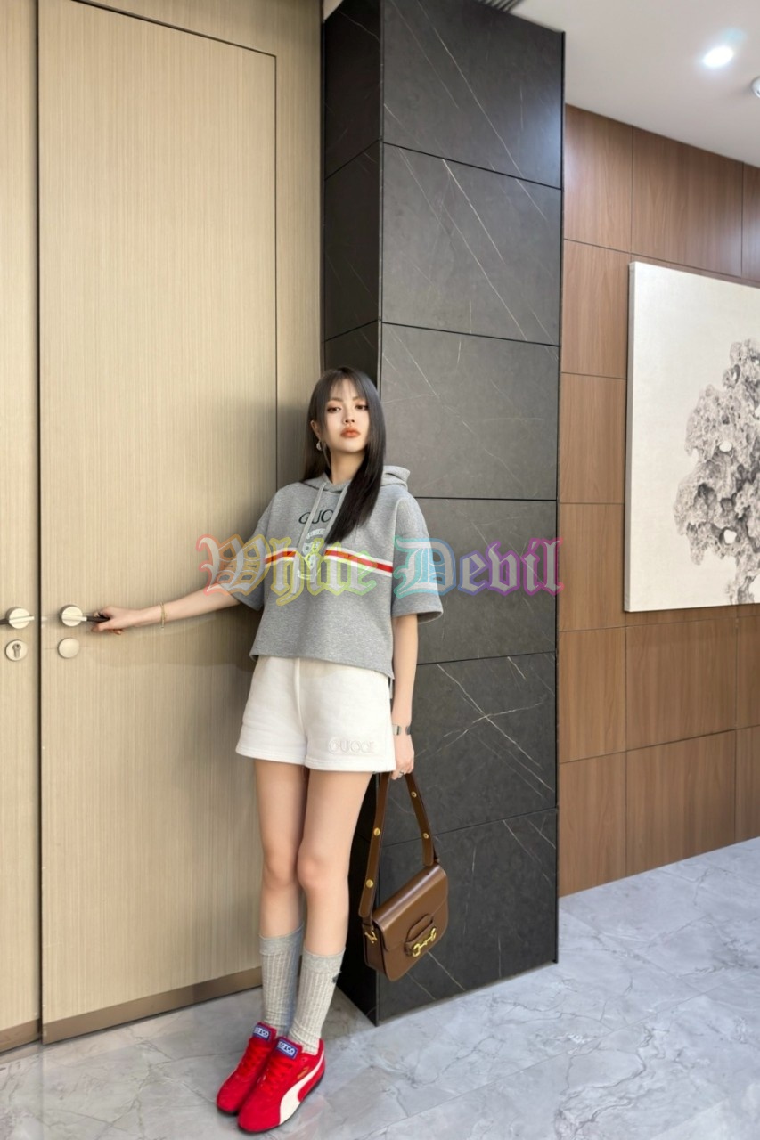 하얀악마 구찌 후드 반팔티 (1).jpg