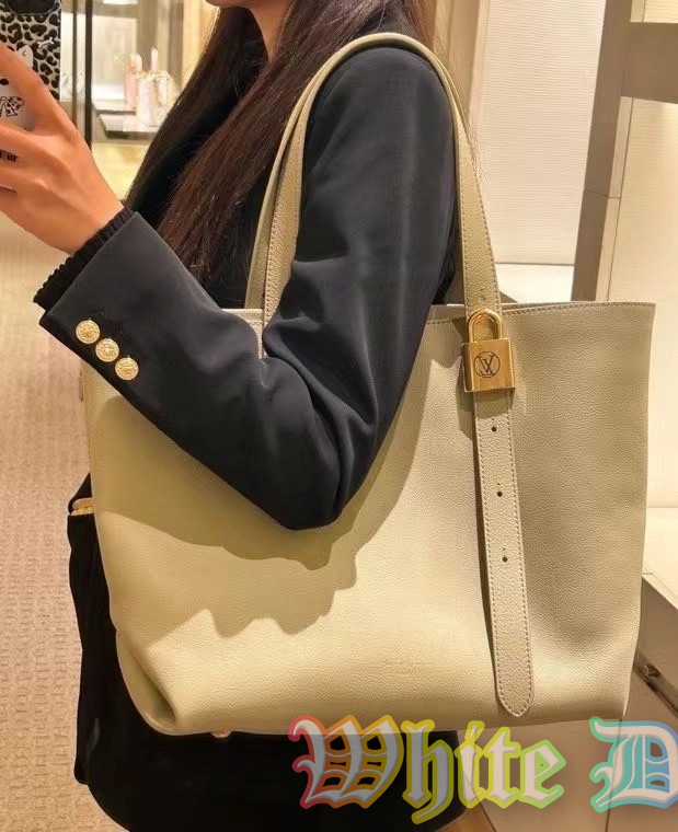 하얀악마 루이 쇼퍼백 (2).jpg