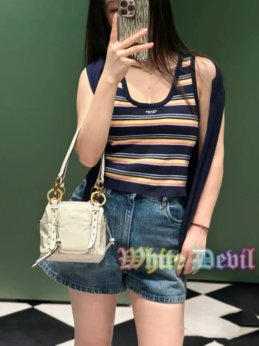 하얀악마 프라다 나시 (2).jpg