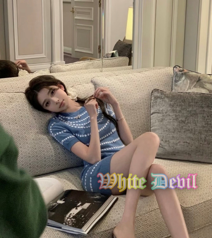 하얀악마 샤넬 원피스 (3).jpg
